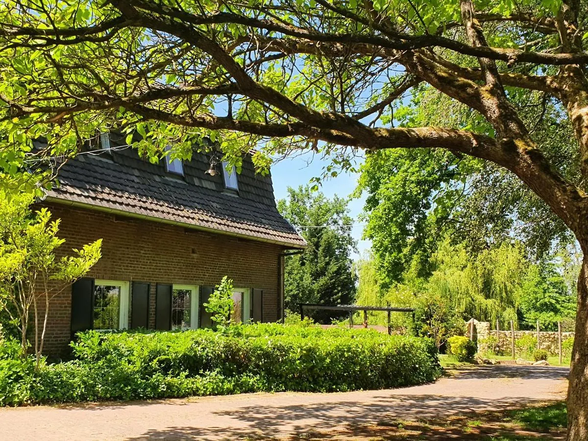 Boutique Hotel Villa de Proosdij Klimmen 0*,  Pays-Bas